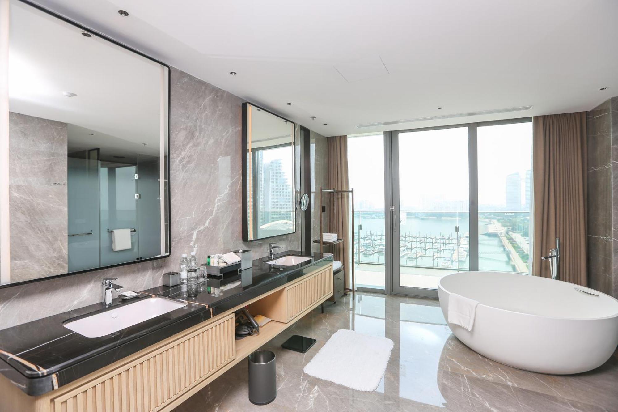Sheraton Rizhao Hotel Экстерьер фото